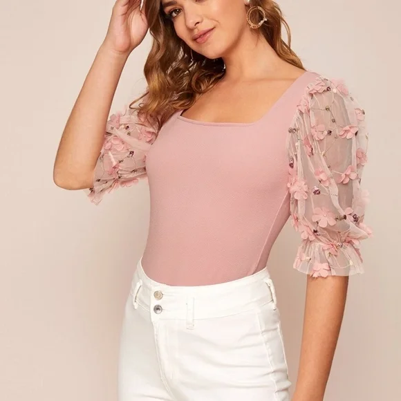 Floral detail sheer puff sleeve ruffle top - Picture 2 of 5